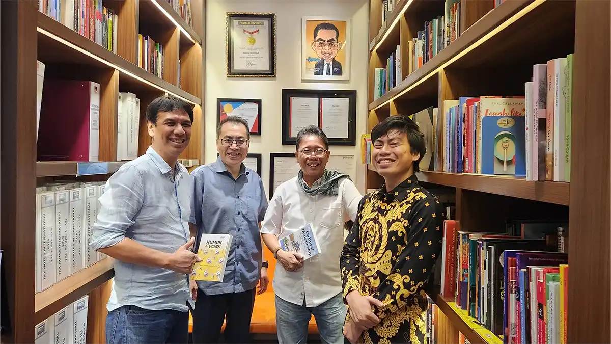 Kagumi DDTC Library, Dekan FISIP UI: Harus Residensi di Sini!