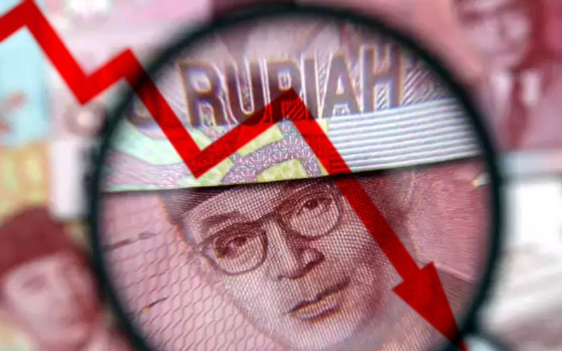 Rupiah Masih Melemah